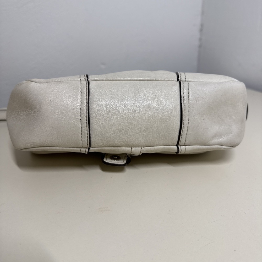COACH HADLEY Small White Leather Buckle-Trim Field Bag Crossbody F29763 - Picture 4 of 16